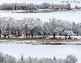 ��Ѻ���ѩ�ֹ�԰ȫ�� 46K ����������ͼ���� PANORAMA OF THE PARK WITH A LAKE AND S